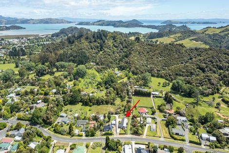 Photo of property in 2065 Rings Road, Coromandel, 3506