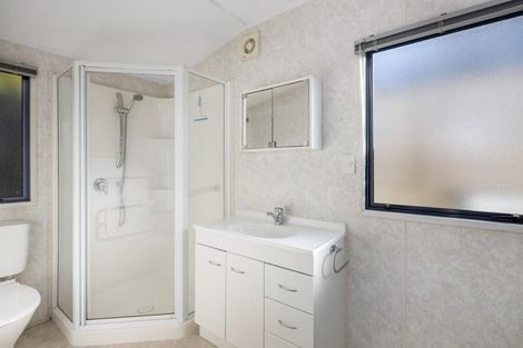 Photo of property in 66 Guadeloupe Crescent, Grenada Village, Wellington, 6037