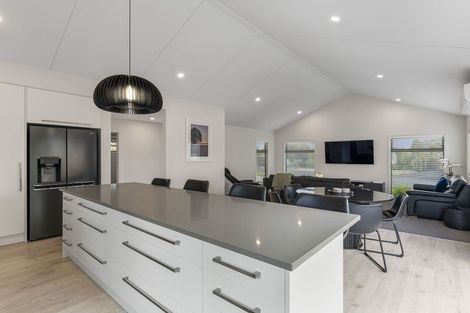 Photo of property in 47 Charles Crescent, Rainbow Point, Taupo, 3330