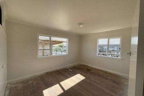 Photo of property in 326a Carrington Street, Vogeltown, New Plymouth, 4310