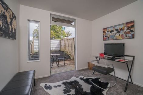 Photo of property in 435c West Coast Road, Glen Eden, Auckland, 0602