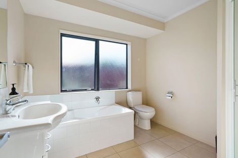 Photo of property in 26 Madison Street, Cambridge, 3434