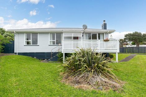 Photo of property in 20 Matatiro Street, Titahi Bay, Porirua, 5022