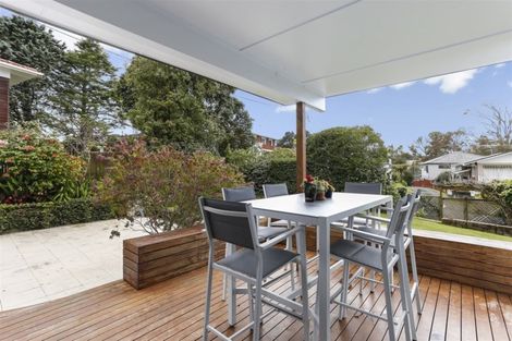 Photo of property in 43 Knightsbridge Drive, Forrest Hill, Auckland, 0620