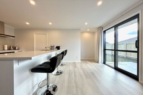 Photo of property in 7 Matata Road, Kenepuru, 5022