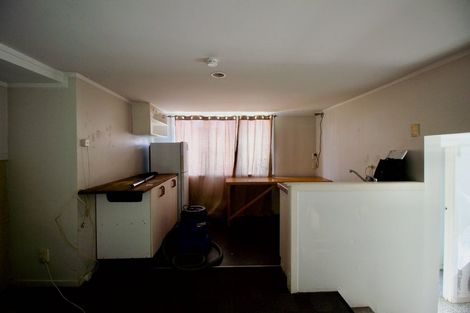 Photo of property in 5 Norman Road, Titirangi, Auckland, 0604