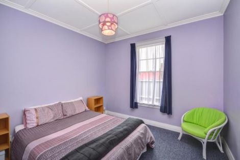 Photo of property in 37 Macandrew Road, South Dunedin, Dunedin, 9012