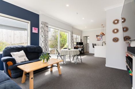 Photo of property in 114a Helston Road, Paparangi, Wellington, 6037