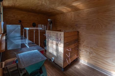 Photo of property in 9 Harmans Track, Little River, 7591