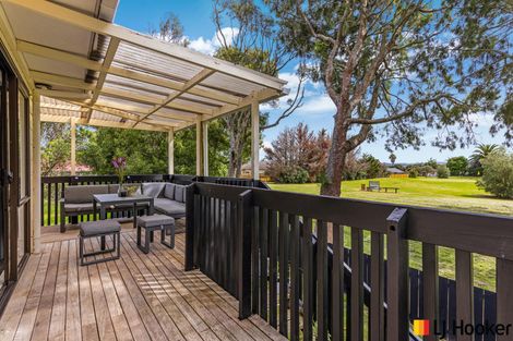 Photo of property in 2/187 Carnoustie Drive, Wattle Downs, Auckland, 2103
