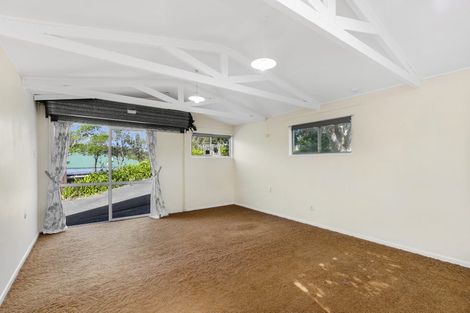 Photo of property in 72 Dominion Park Street, Johnsonville, Wellington, 6037