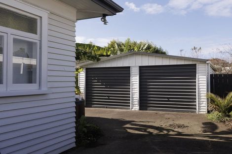 Photo of property in 6 William Street, Mangere East, Auckland, 2024