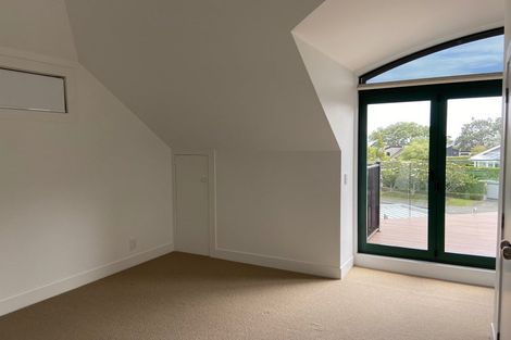 Photo of property in 1/16 Clifton Road, Hauraki, Auckland, 0622