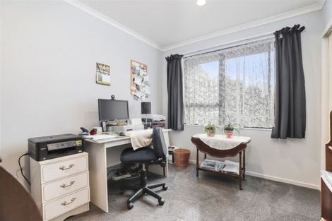 Photo of property in 7a Lloyd Drive, Nawton, Hamilton, 3200