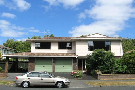 Photo of property in 28 Larchmont Grove, Totara Park, Upper Hutt, 5018