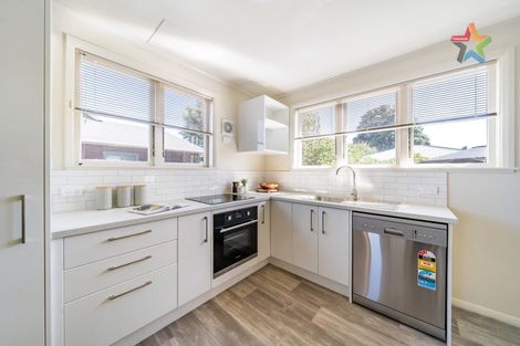Photo of property in 213 Knights Road, Hutt Central, Lower Hutt, 5011