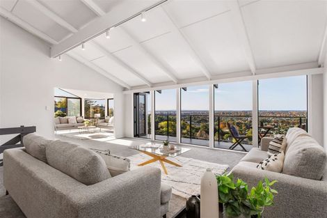 Photo of property in 23 Whareora Terrace, Cashmere, Christchurch, 8022