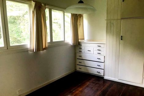 Photo of property in 233 Portage Road, Green Bay, Auckland, 0604