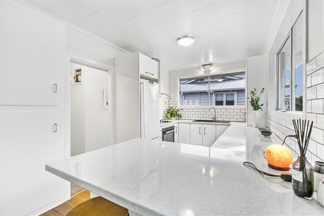 Photo of property in 2/91 Paice Avenue, Sandringham, Auckland, 1025