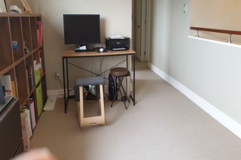 Photo of property in 30 Scarlet Oak Drive, Schnapper Rock, Auckland, 0632