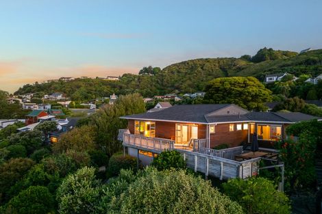 Photo of property in 37 Bosun Terrace, Whitby, Porirua, 5024
