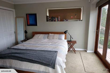 Photo of property in 129 Cockayne Road, Khandallah, Wellington, 6035