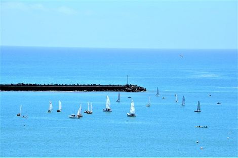 Photo of property in 9 South Road, Moturoa, New Plymouth, 4310