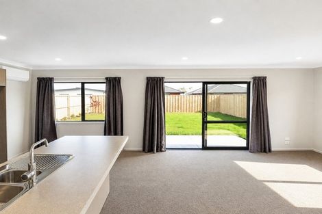 Photo of property in 35 Pakohe Street, Pegasus, 7612