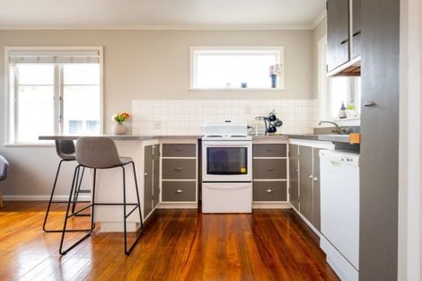 Photo of property in 42 Oldham Avenue, Onekawa, Napier, 4110