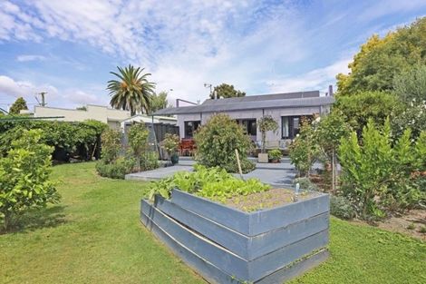 Photo of property in 1012 Heretaunga Street East, Parkvale, Hastings, 4122