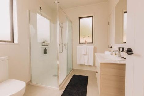 Photo of property in 16b Russell Drive, Oakura, 4314