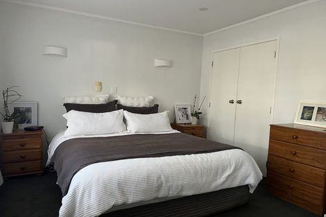 Photo of property in 8 Kindergarten Drive, Conifer Grove, Takanini, 2112