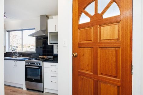 Photo of property in 28 Cascade Crescent, Westbrook, Palmerston North, 4412