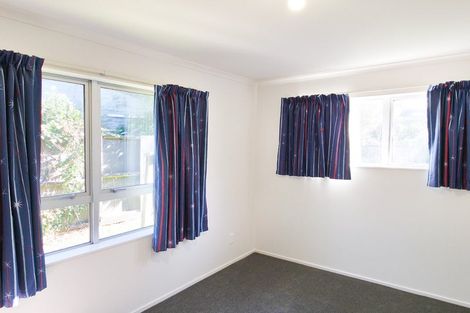 Photo of property in 22 Alexander Street, Waikanae, 5036