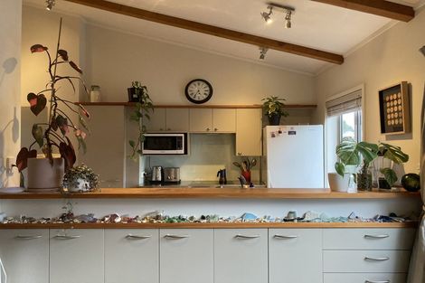 Photo of property in 2 Gowrie Street, Brooklyn, Wellington, 6021