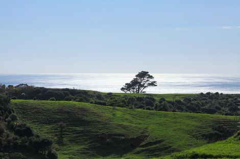 Photo of property in 76 Te Ahiawa Road, Raglan, 3297