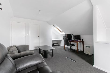 Photo of property in 2/11 Beach Road, Pahurehure, Papakura, 2113