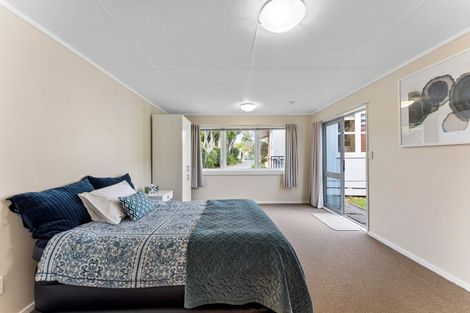 Photo of property in 26 Walton Avenue, Waikanae, 5036