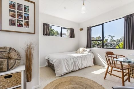 Photo of property in 54 Everglade Drive, Goodwood Heights, Auckland, 2105