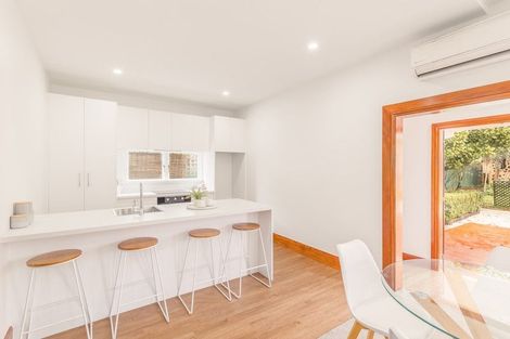 Photo of property in 41 Stapletons Road, Richmond, Christchurch, 8013