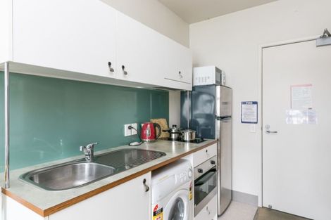 Photo of property in Urbane Apartments, 21/29 Webb Street, Mount Cook, Wellington, 6011