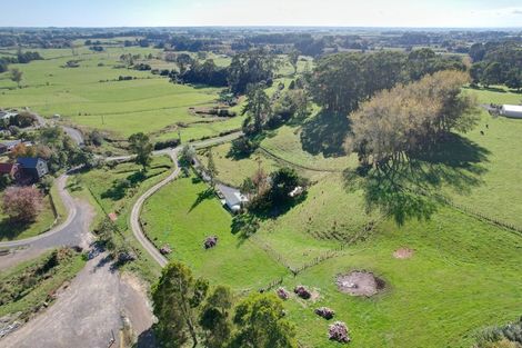 Photo of property in 241 Wallace Road, Koputaroa, Levin, 5571