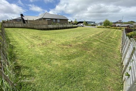 Photo of property in 9 Laly Haddon Place, Matakana, Warkworth, 0985