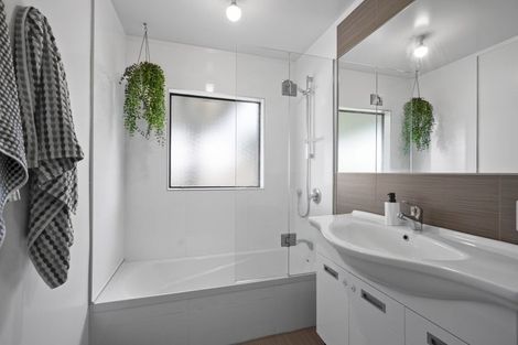 Photo of property in 33 Glasgow Street, Bell Block, New Plymouth, 4312