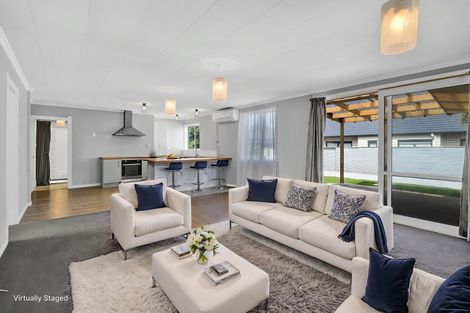 Photo of property in 23 Layard Street, Opunake, 4616