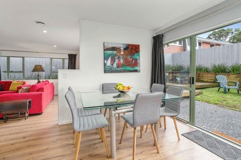 Photo of property in 2/251 Pakuranga Road, Pakuranga, Auckland, 2010