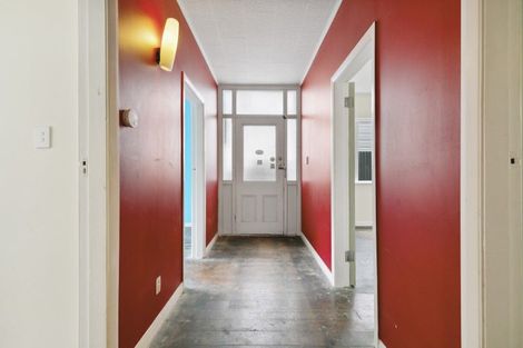 Photo of property in 37 Ribble Street, Island Bay, Wellington, 6023