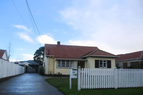 Photo of property in 19 Waiwhetu Road, Waiwhetu, Lower Hutt, 5010