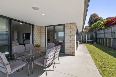 Photo of property in 14 Valley View, Bethlehem, Tauranga, 3110