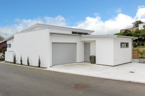 Photo of property in 4 Mackillop Way, Brooklands, New Plymouth, 4310